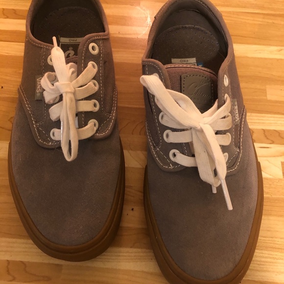 Vans Pro Lace Up Shoe - Picture 2 of 4